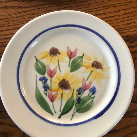 Emerson Creek Pottery Floral Plates - Picture 2 of 6